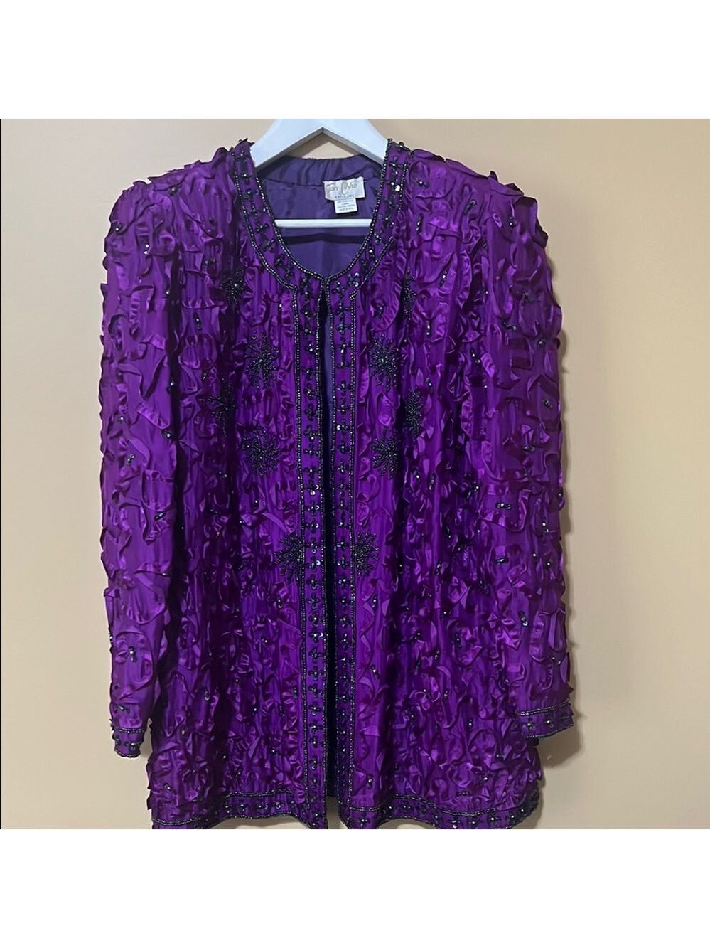 TAN-CHH Elegant Purple open front jacket. Size 2X. 100% pure silk. Vintage